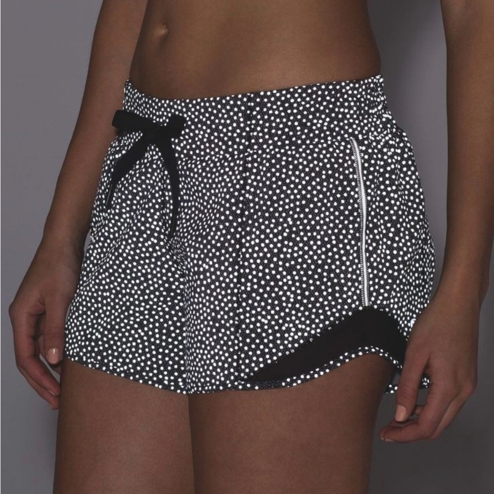 Lululemon Hotty hot short